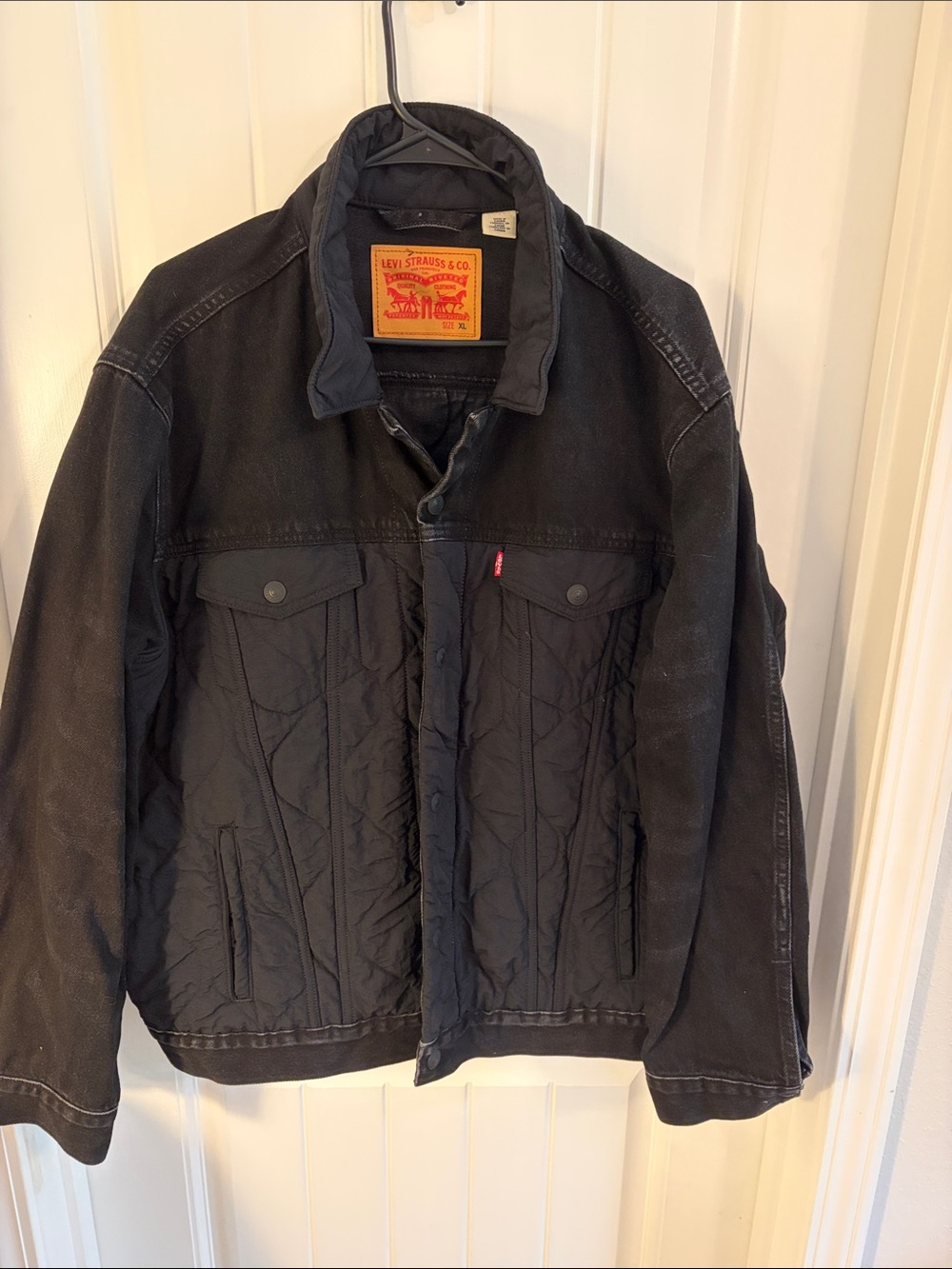 Levi's Black Quilted Lightweight denim Trucker Jacket XL